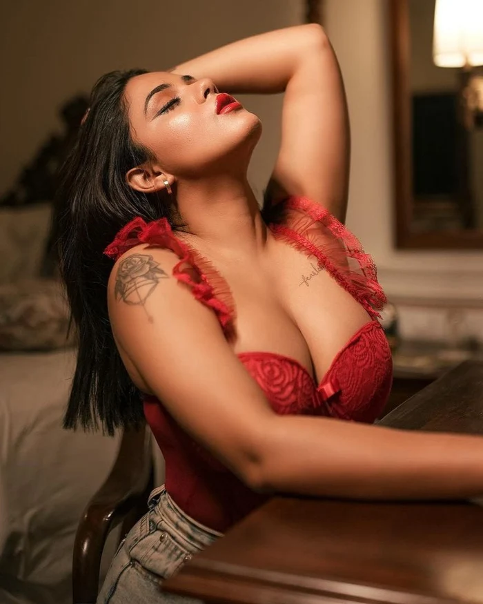 Slay the Scene Bustier Lingerie Set